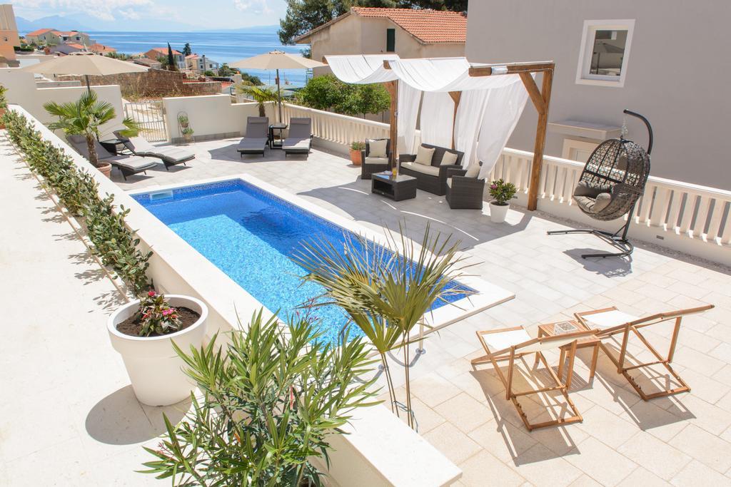 Apartments Villa Atlantis Trogir Exterior photo