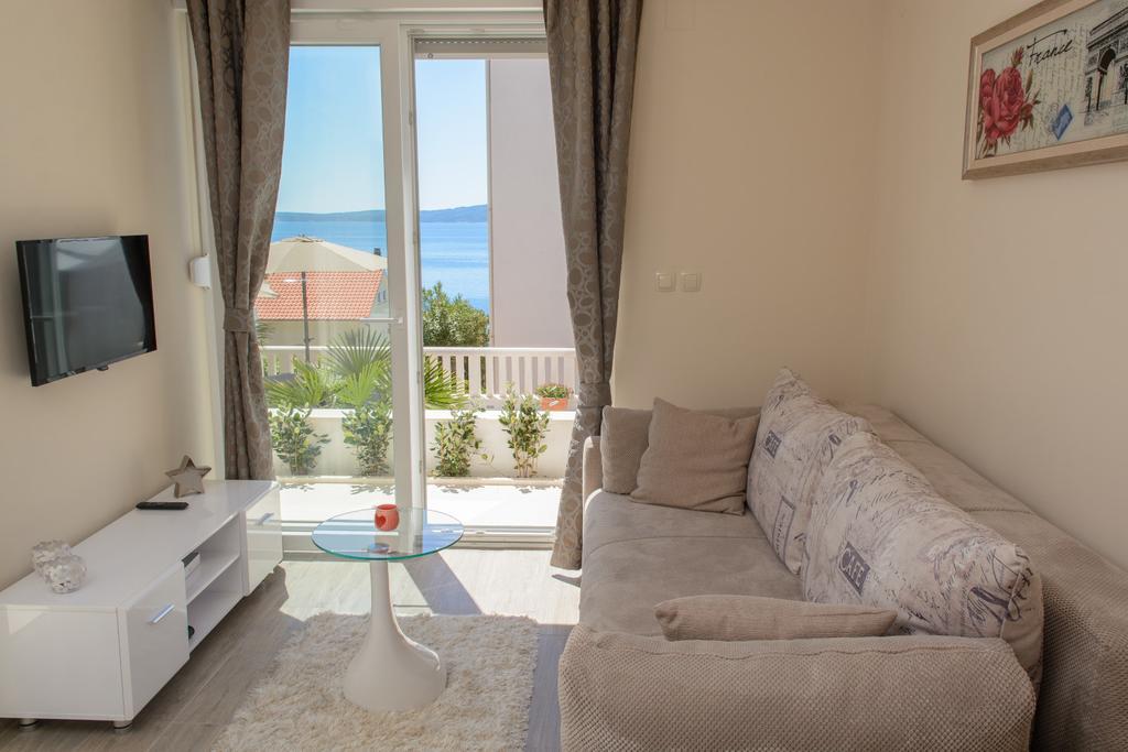 Apartments Villa Atlantis Trogir Exterior photo
